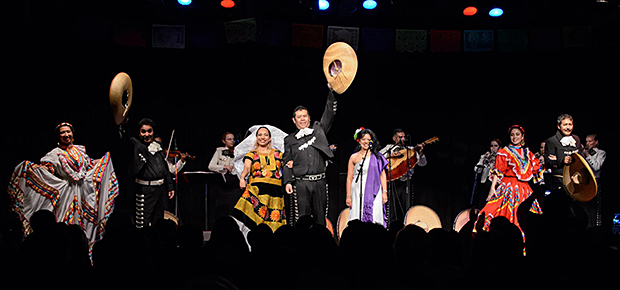 Viva Mexico Mariachi
